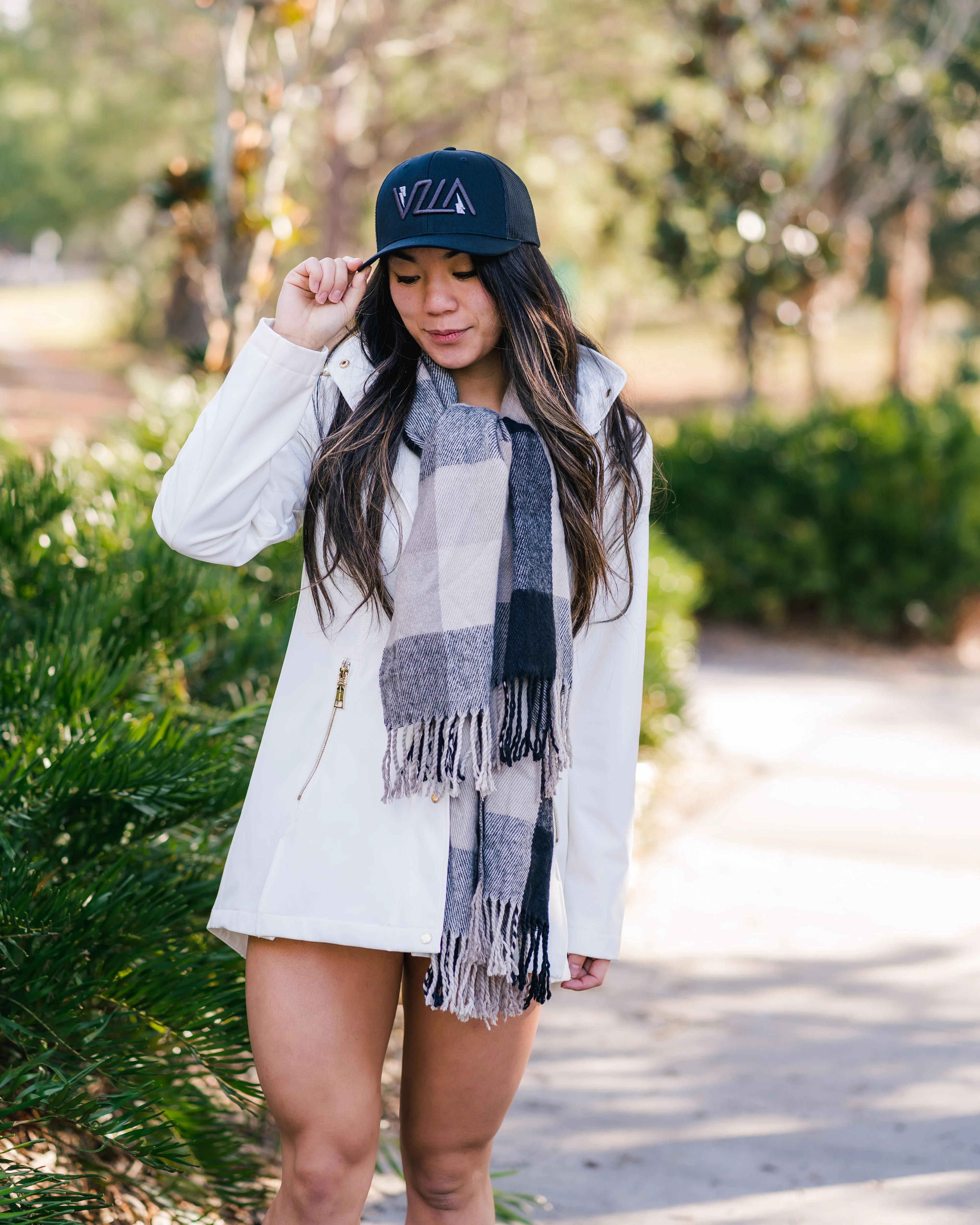 VZLA Trucker Hat (Thunder) - Image 5