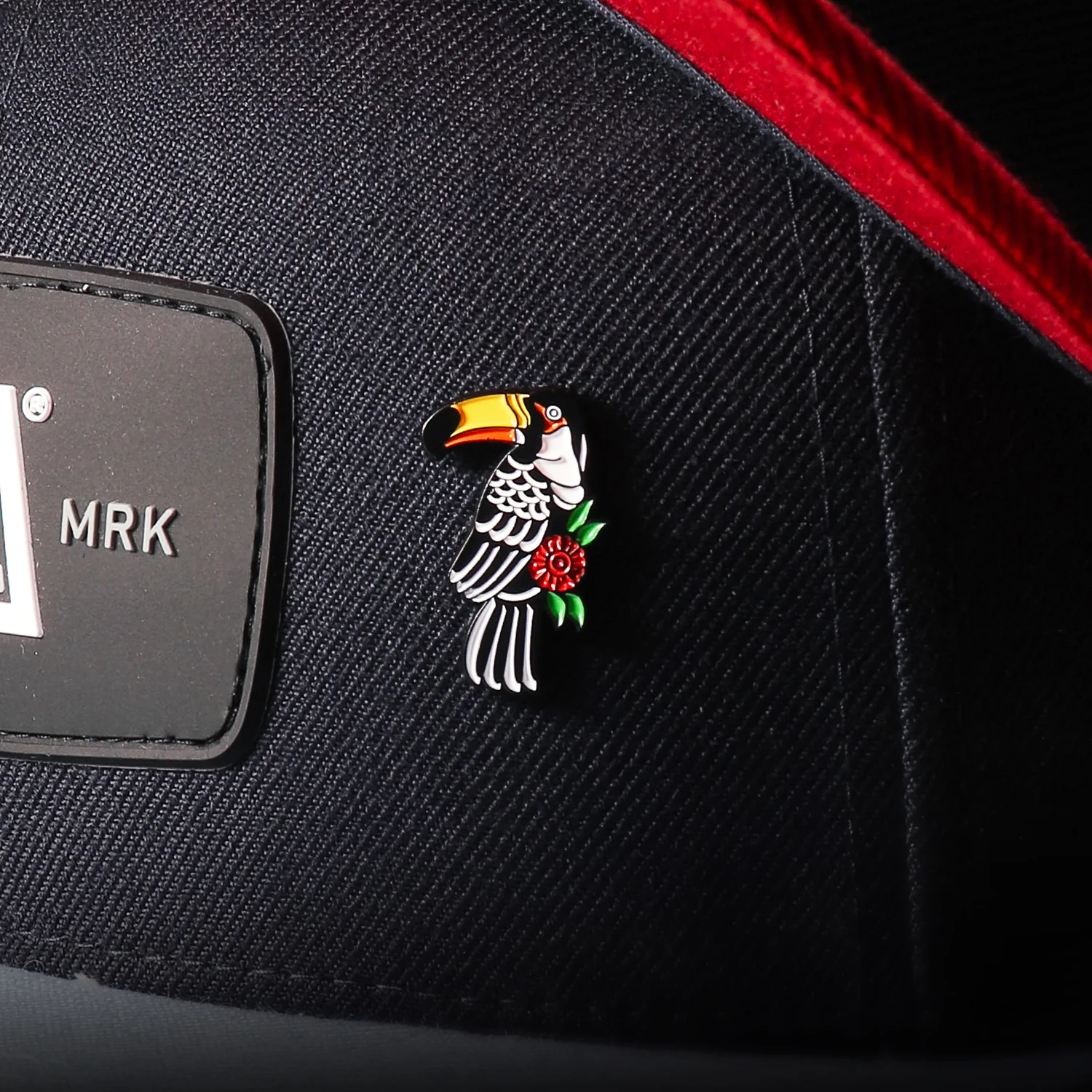 VZLA Tucán Pin - Image 3